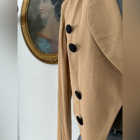 Vintage 90s Embroidered Cropped Blazer with Fabric Buttons - Picture 4 of 6